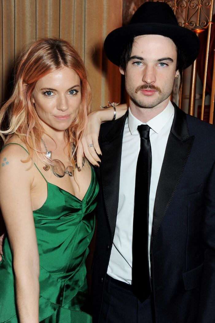 トムとの間に娘をひとり授かっている。