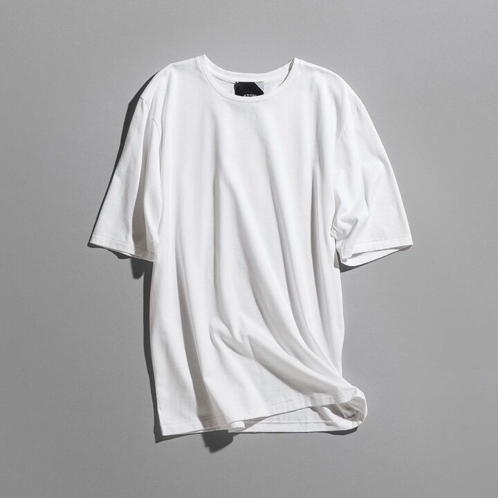 「パーフェクトショートスリーブTシャツ」￥9,900／サイズ展開：02（オリジナルサイズ）［コットン100％］（エイトン 青山）　［Precious2019年8月号150ページ］