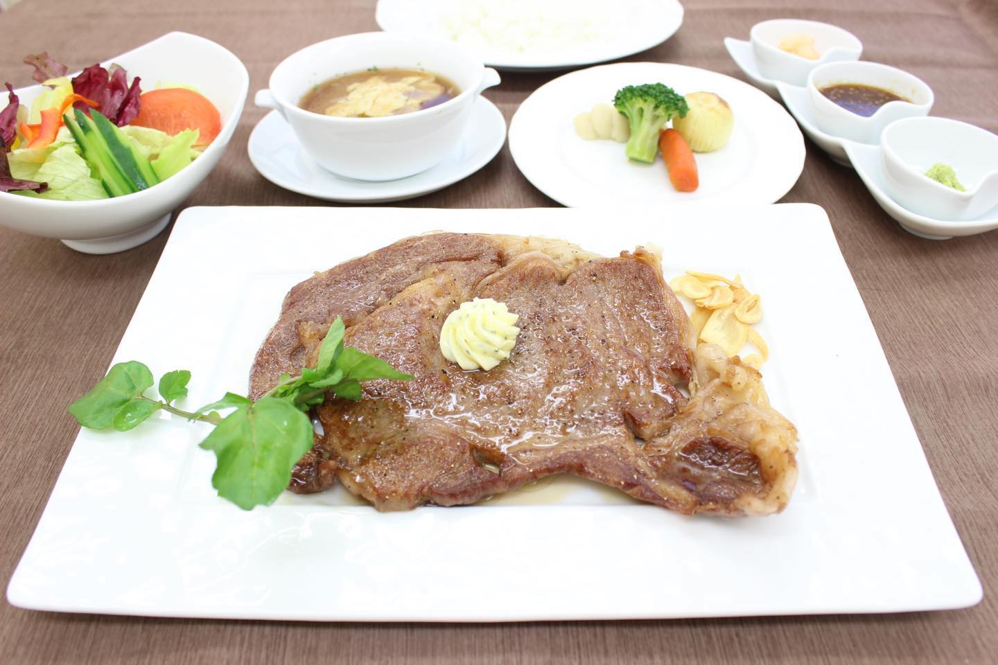 「とちぎ和牛『匠』ステーキセット」¥7,500(税込)