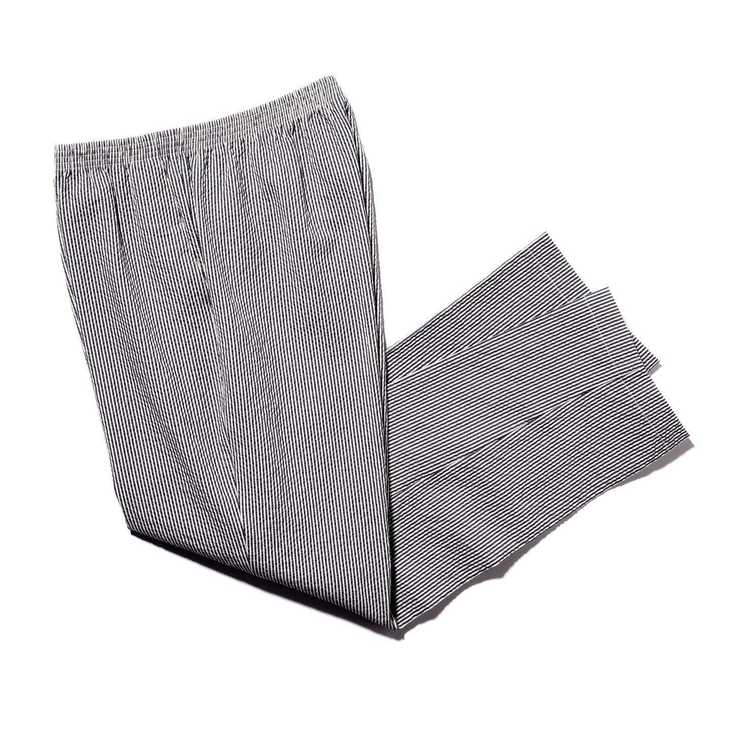 パンツ¥28,000(アントリム〈セラードアー〉)