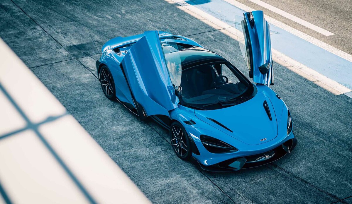 超高速「マクラーレン」で味わう“究極の安心感”！サーキットで時速300