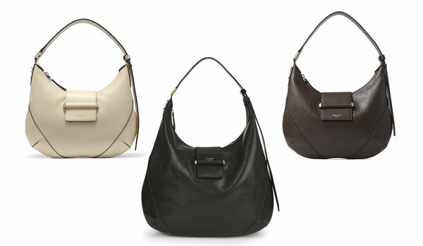 【ジミー チュウ】仕事にも使える新作バッグ３選｜しなやかなレザーが品よくモダンな抜け感を加える『バー ホーボー』