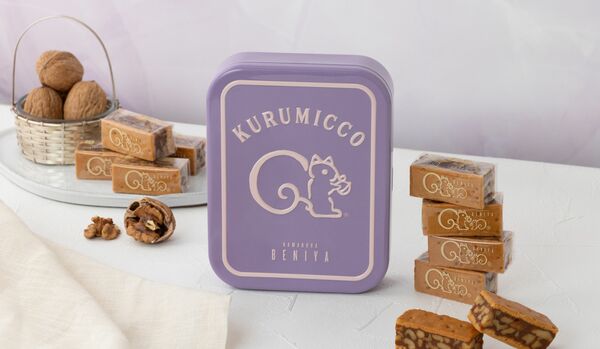 鎌倉紅谷「クルミッ子」にライラック色の限定缶が登場!季節のプチギフトにも好適