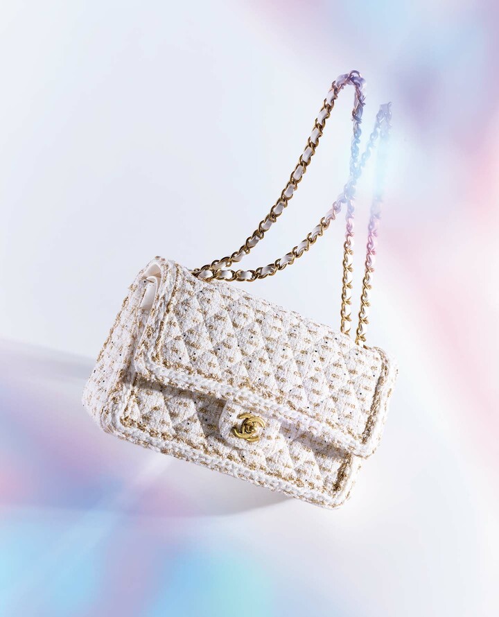 シャネルのキルティングバッグ「11.12」