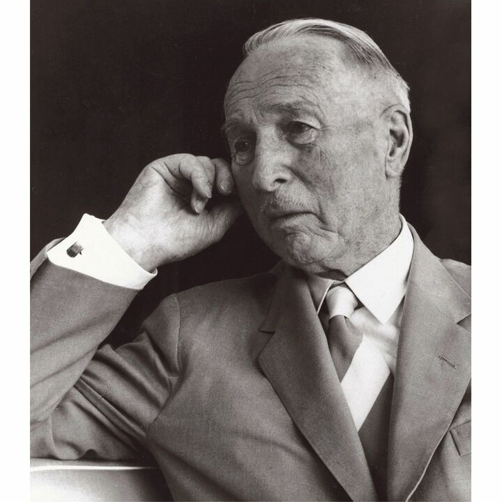 創始者で医師のポール・ニーハンス博士（C）LA PRAIRIE 