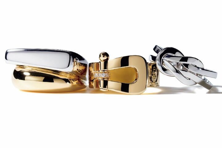 リング 左から／「サクセス」￥368,000［イエローゴールド×ホワイトゴールド］・「フォース10」￥302,000［イエローゴールド×ダイヤモンド］・「8°0（エイト デグリー ゼロ）」￥236,000［ホワイトゴールド］（フレッド）　［Precious2019年7月号79ページ］