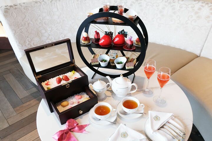 ティー_1,いちご_1,スイーツ_1,ホテル_1,横浜_1