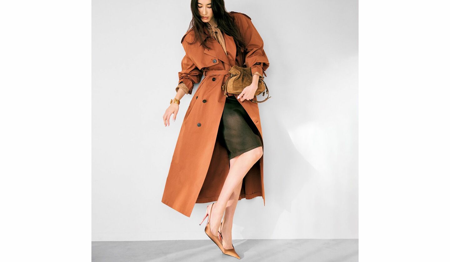 「サンローラン」のスリングバックパンプスの着こなし