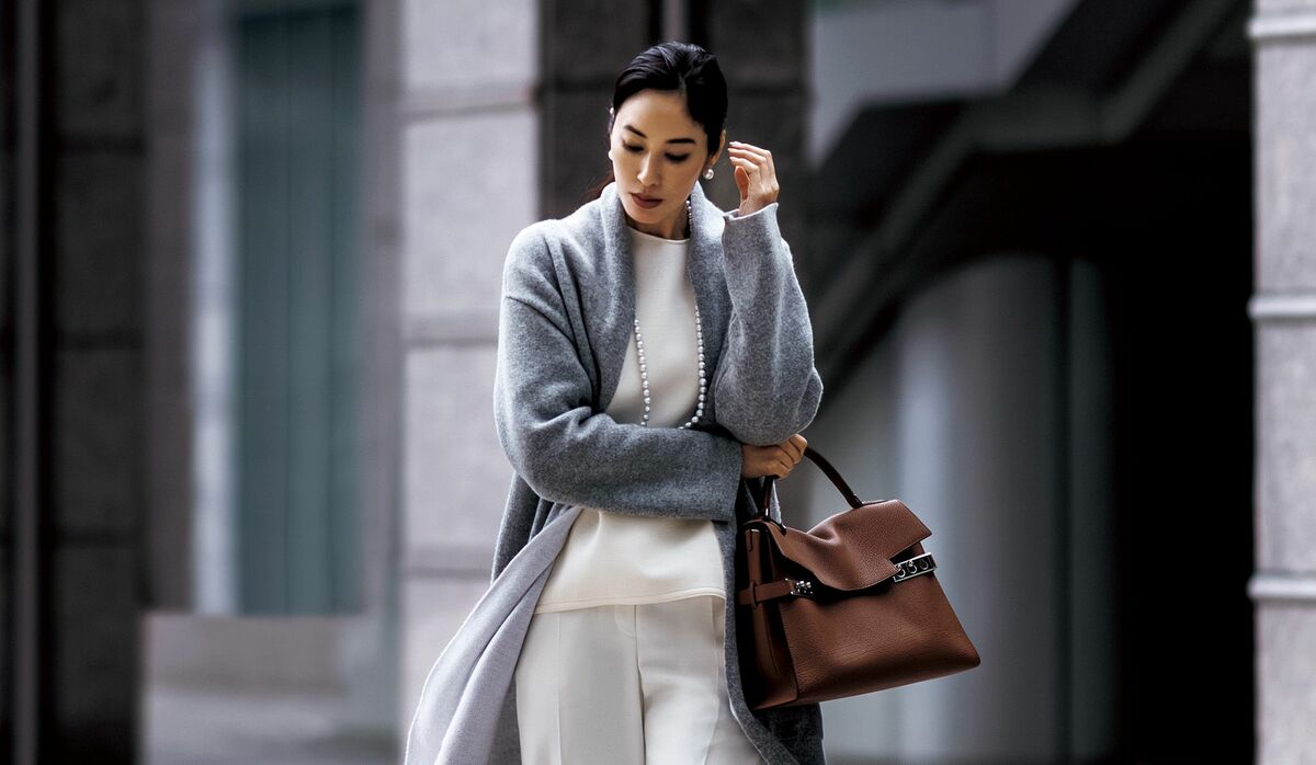 1/22 Thu｜軽やかさな「ジョンストンズ オブ エルガン」のコーディガン