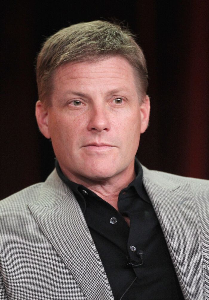 若き日のジョージ・クルーニーとのツーショットも！ダグ・サヴァントの男前遍歴【50枚】｜『デスパレートな妻たち』リネットの夫トム役の人