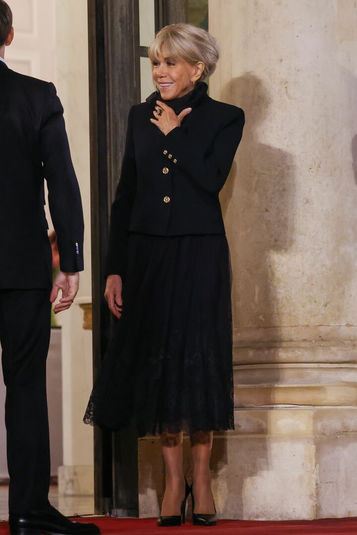 ファッションニュース_1,大人コーデ_1,ジャケット_1,スカート_1,セレブ_1