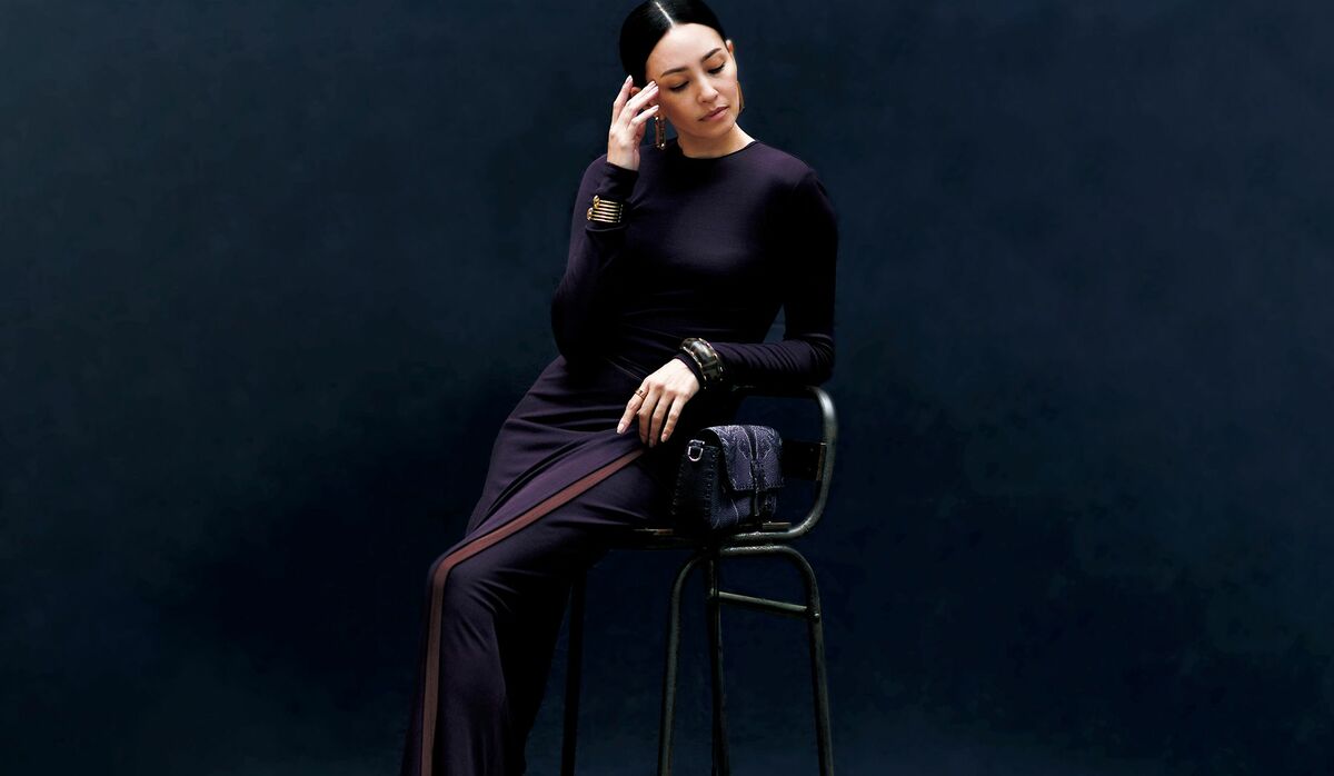 12/28 Sat｜しなやかな「フェンディ」のロングワンピースが