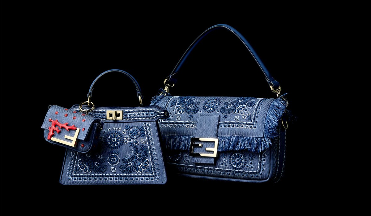 レア&極美品・FENDI マンマバケット ビーズ刺繍　修理用ビーズあり 極稀】フェンディ刺繍ビーズマンマバケット レア&極美品・FENDI マンマ