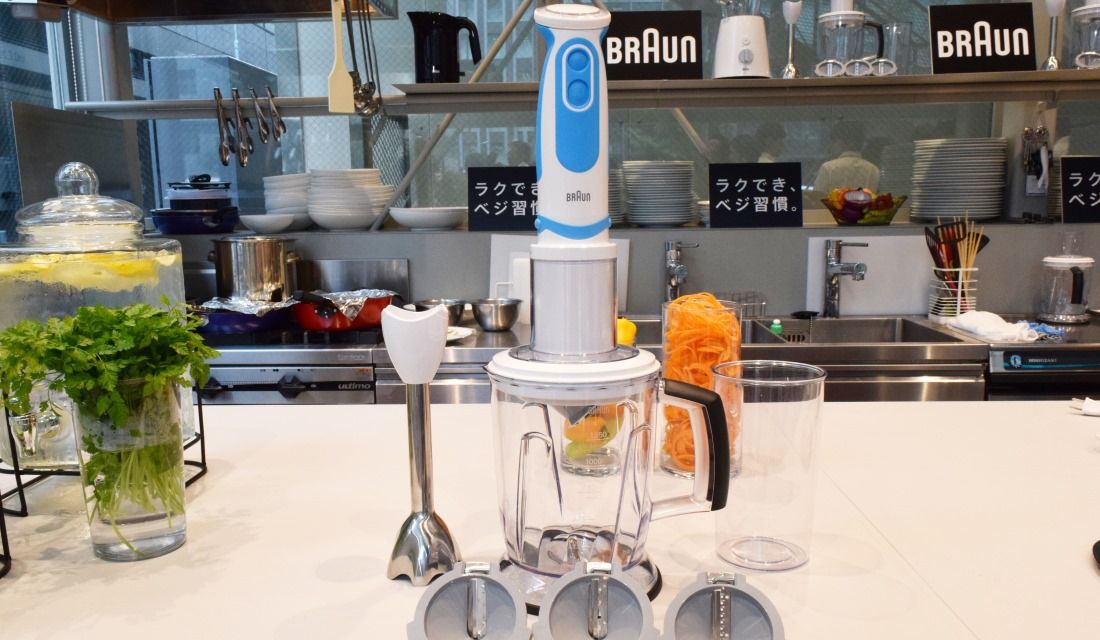 野菜が麺になる！手軽に野菜が摂れるブラウンの「ハンドブレンダー」が