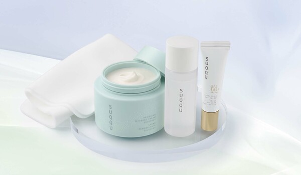 【SUQQU】デザイニング マッサージ クリームが“蒼苑香”の香りをまとい限定スペシャルキットに