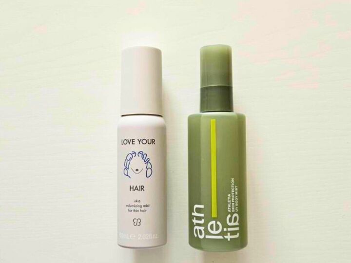 左/uka LOVE YOUR PECHANKO HAIR volumizing mist for thin hair 60ml ¥2,420 右/アスレティア スキンプロテクション UVボディミスト SPF30 / PA+++ / UV耐水性★★ 100ml ¥4,400