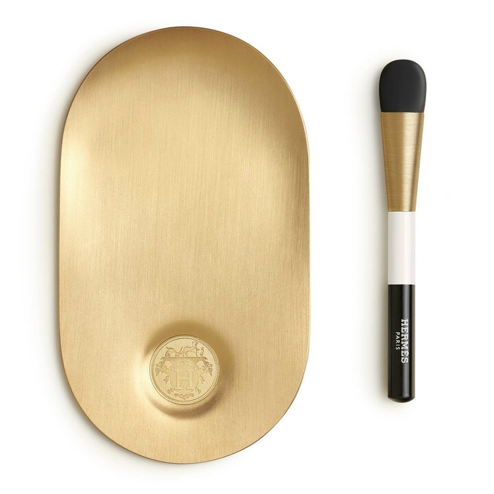 エルメスの『レ ウティ ドゥ タン シュール-メジュール』