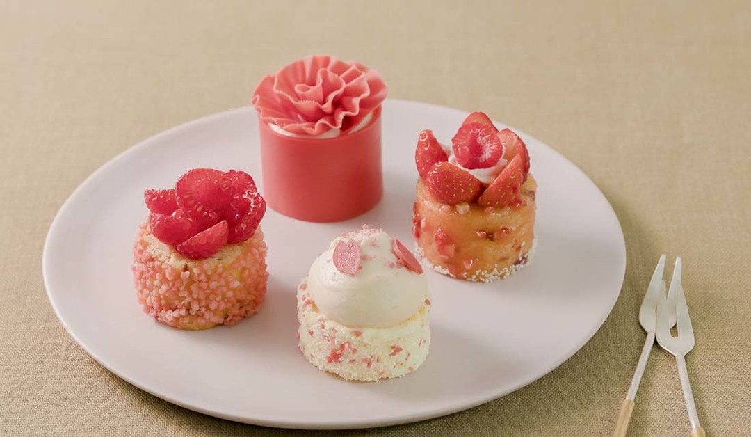 桜やいちごで春爛漫！GINZA SIXの「ピンクスイーツ」5選 | Precious