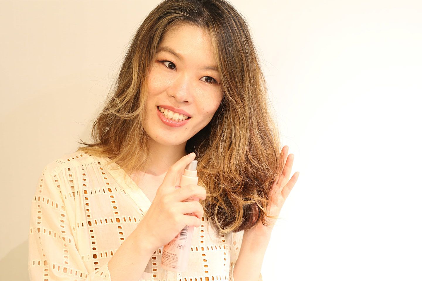 トリートメント剤を使用することで熱による髪の傷みを軽減する効果が。