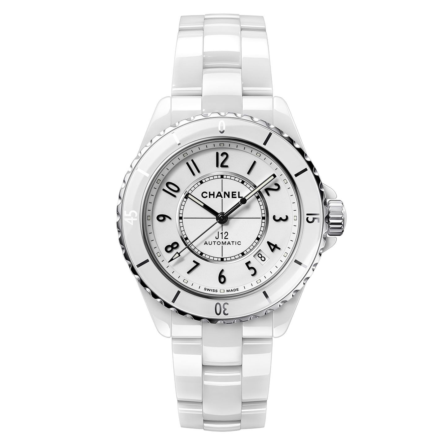 時計『J12』¥632,500(税抜) ●ケース:高耐性セラミック×ステンレススチール ●ケース径:38mm ●ブレスレット:高耐性セラミック ●自動巻き ※2019年6月5日(水)発売予定(シャネル)