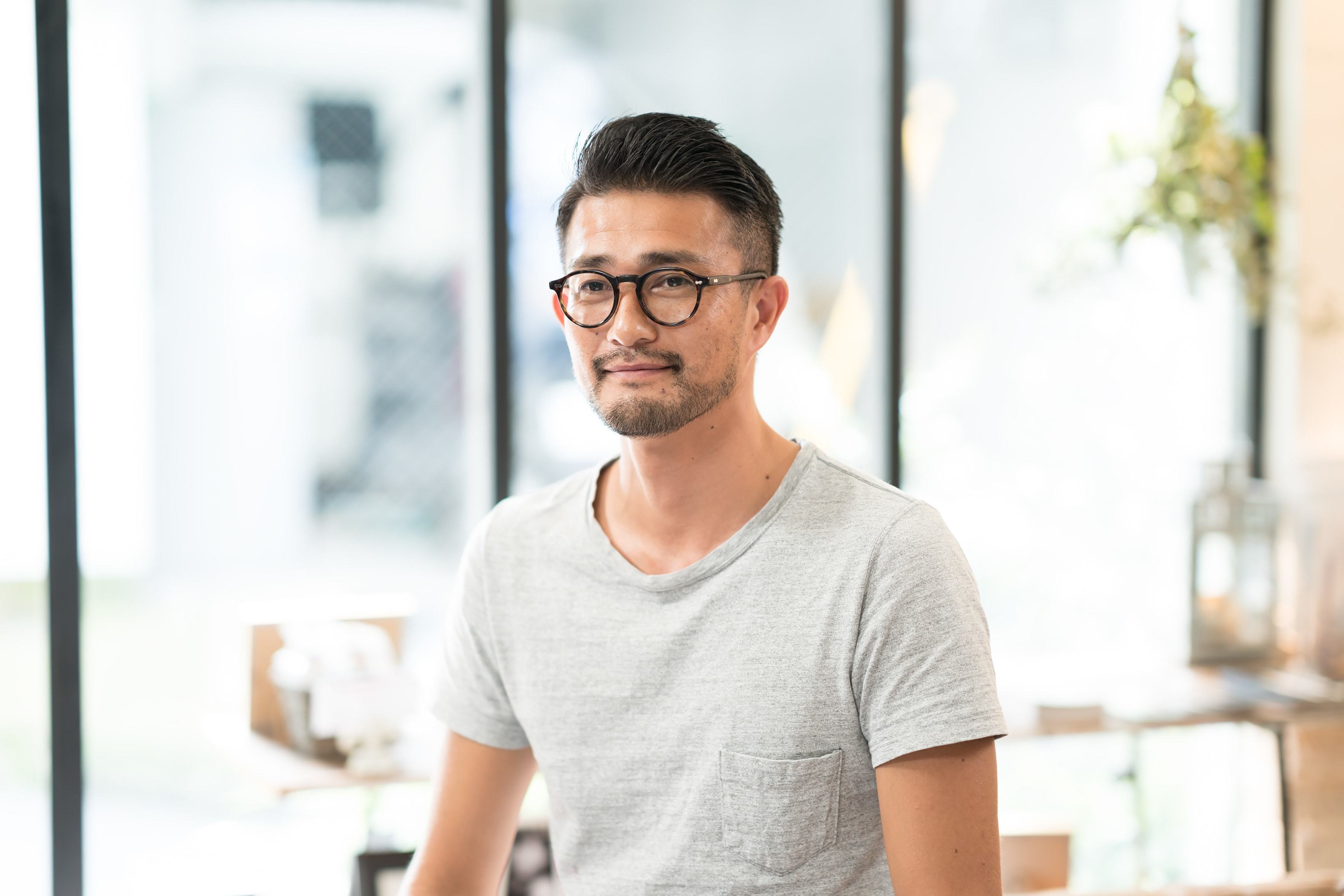 P-cott店長・白倉和則さん。「10年前からショートケーキにハマってます。究極の逸品を探し求めて、食べ歩いています」