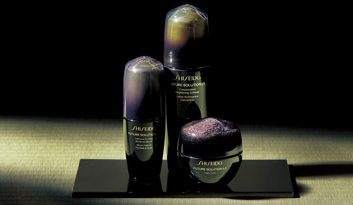 【新品未使用】SHISEIDO FUTURE SOLUTION LX 限定版 FUTURE SOLUTION LX Total Protective & Regenerating Day and Night