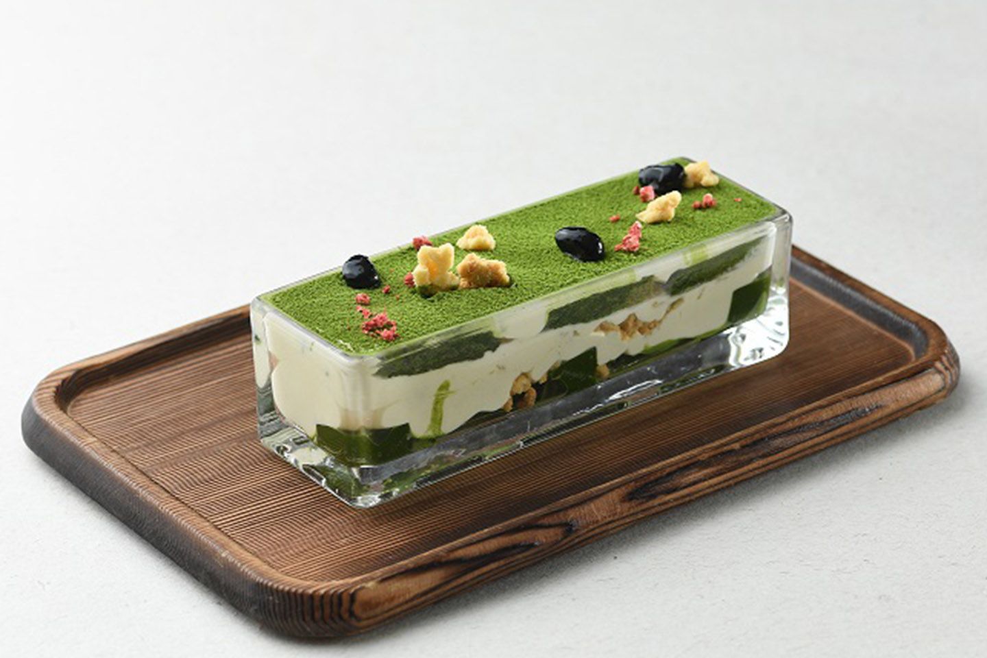 「古都の庭園パフェ」¥1,450(税抜)・お茶セット+400円