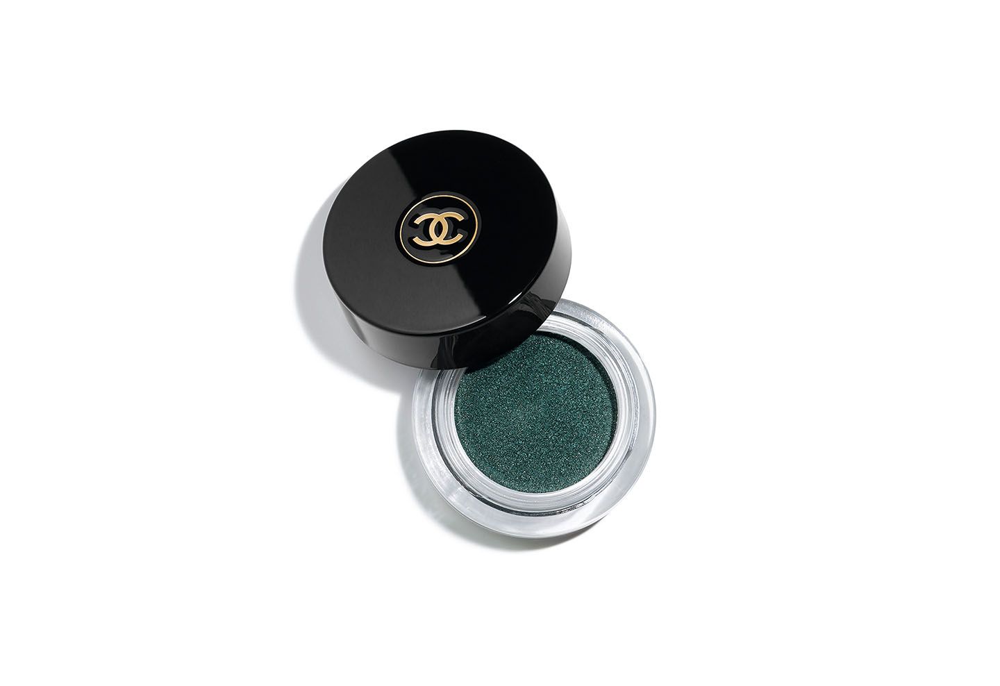 オンブル プルミエール クレーム #824 ¥3,900(税抜・1月5日限定発売)©CHANEL