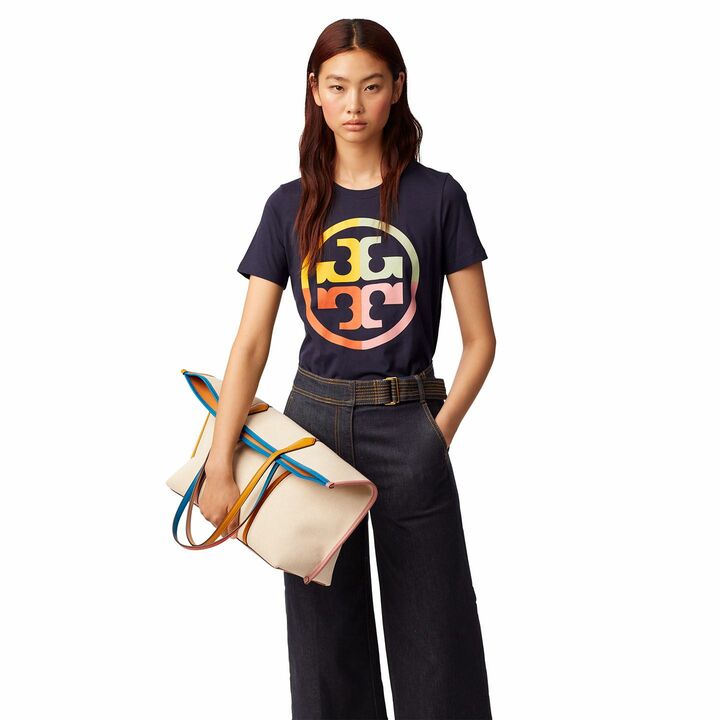 「Tシャツ」¥16,000(税抜)