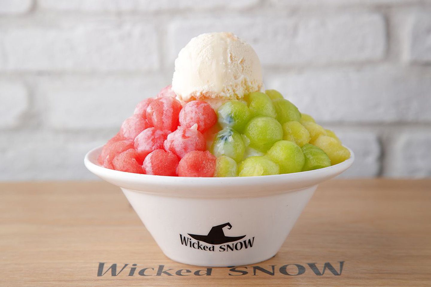 ■4:ウィキッドスノー(WickedSnow)原宿のSNS映えするジューシーなフルーツを使ったかき氷