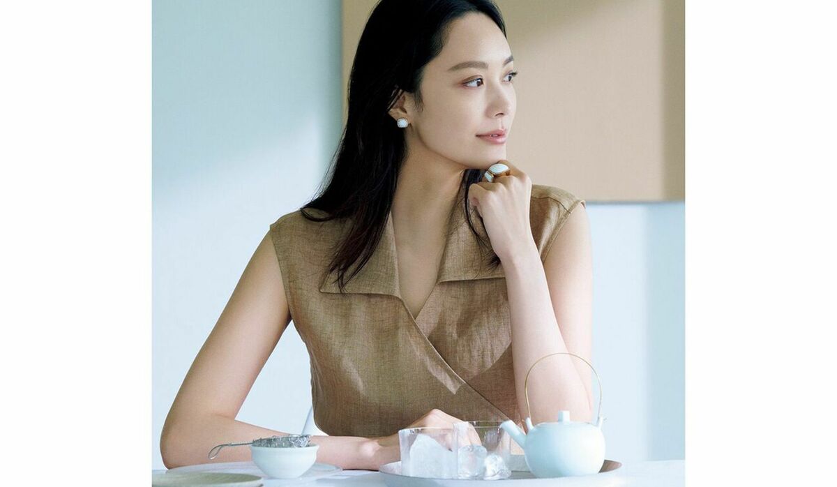 キム・ドクホ＆イ・インファ」の急須と「インゲヤード・ローマン」の