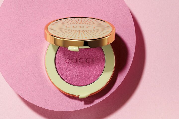 「グッチ ビューティ」のピンクチーク