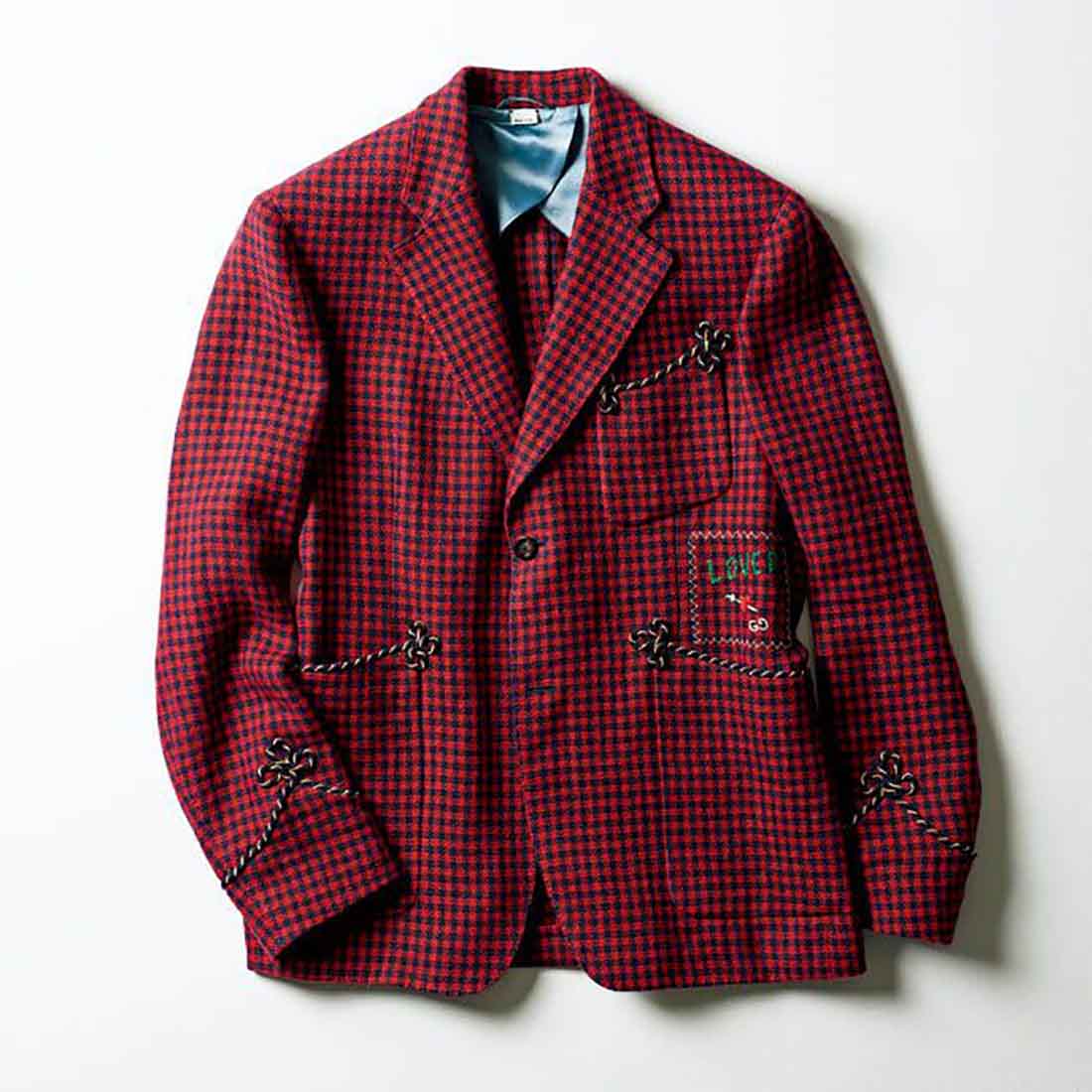 スモーキングジャケット¥430,000(グッチジャパン)撮影/小池紀行(パイルドライバー)