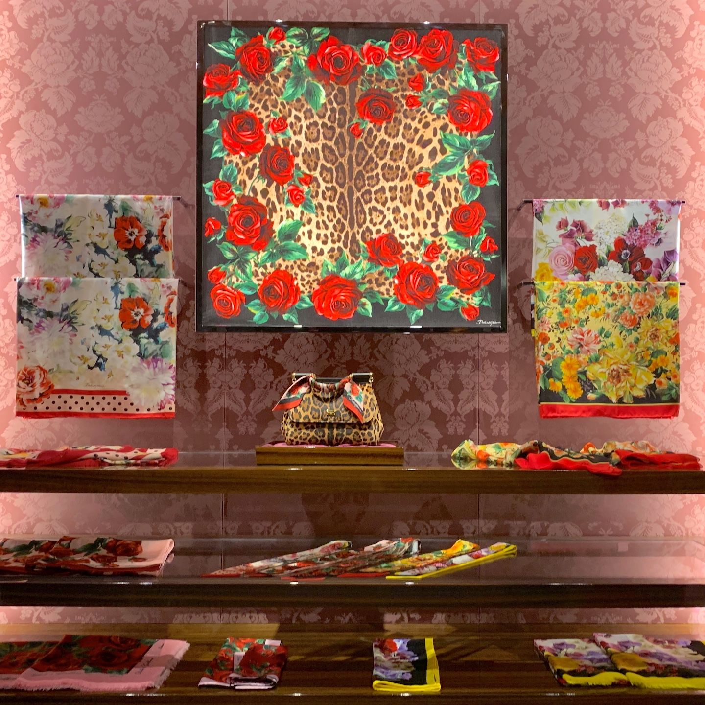 リニューアルオープンしたDOLCE&GABBANA(ドルチェ&ガッバーナ) 御堂筋
