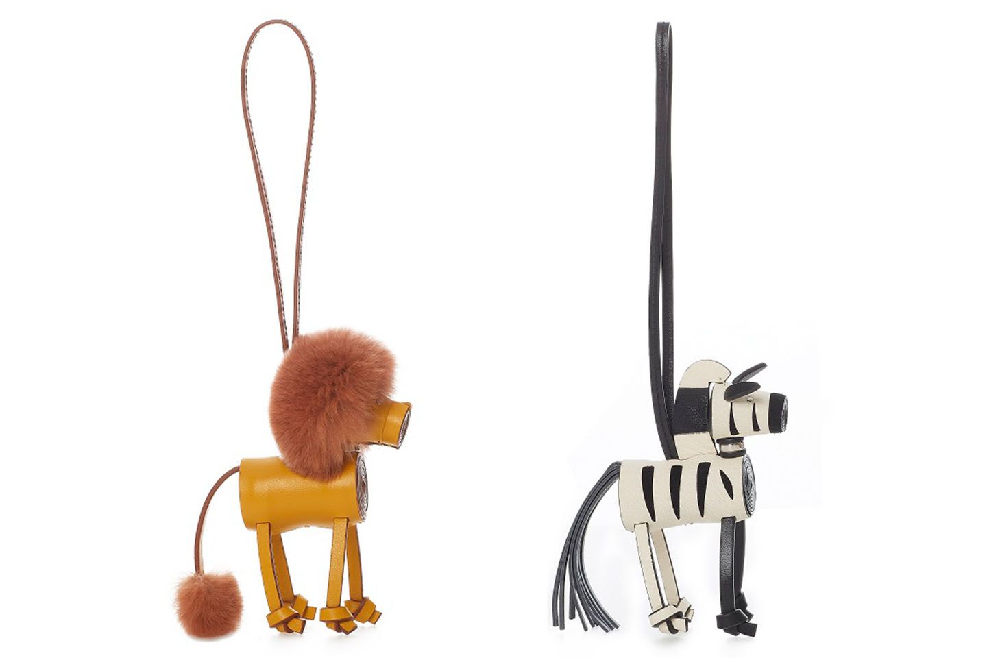 左/チャーム「ライオン」¥60,000・右/チャーム「ゼブラ」¥62,000 ※数量限定につき完売次第終了