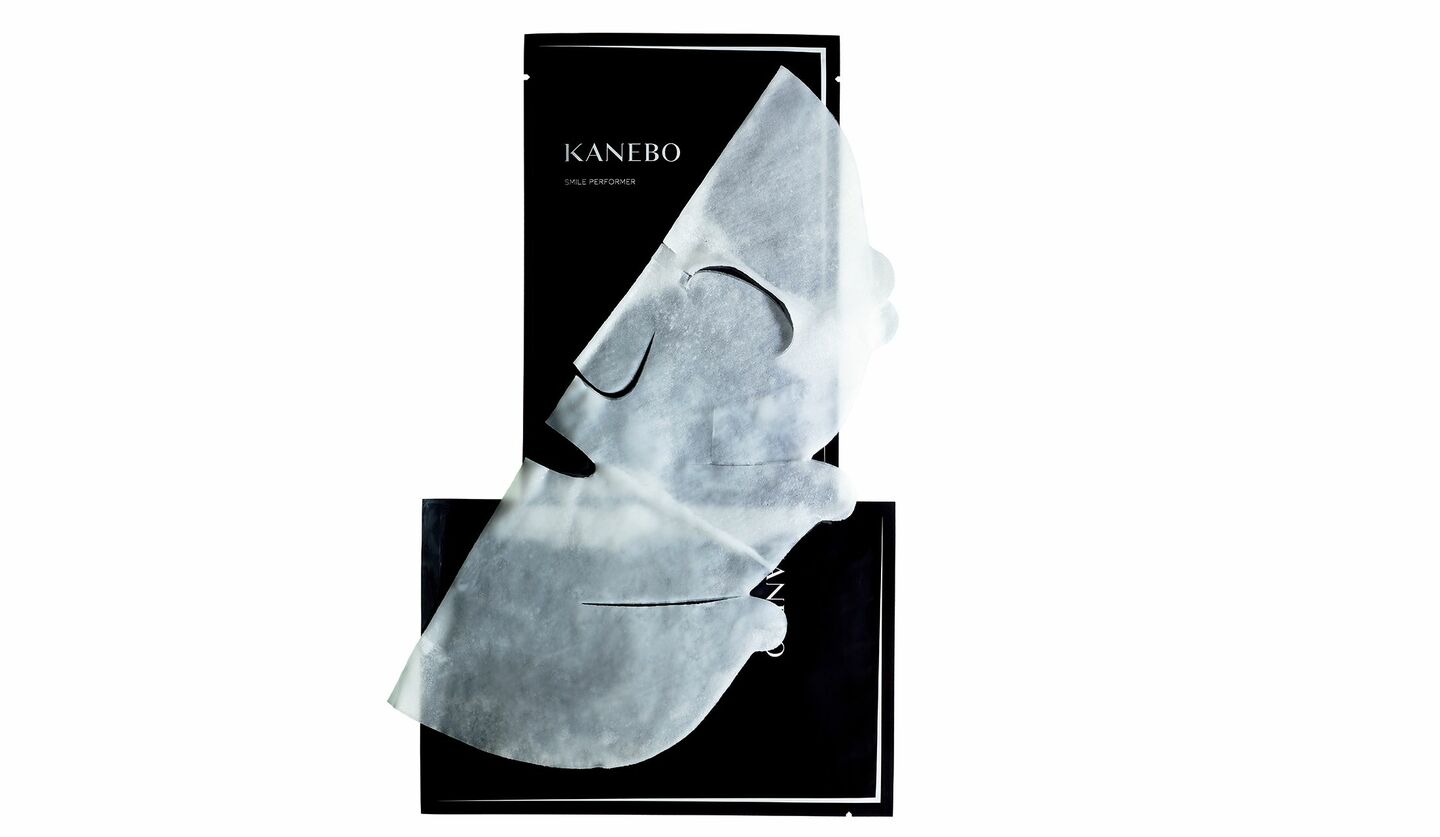 カネボウのシートマスク「カネボウ スマイル パフォーマー」の写真