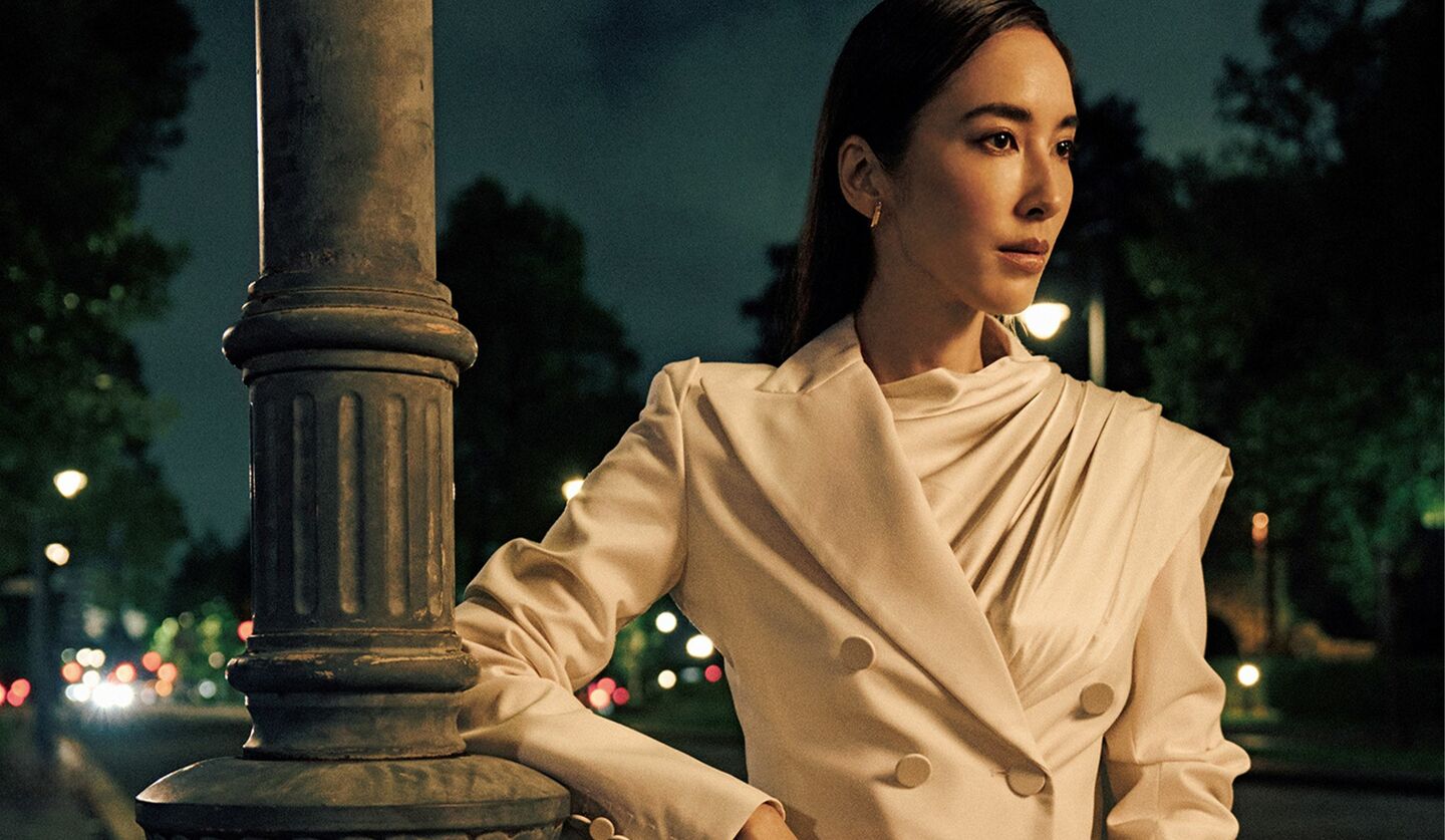 「ニナ リッチ」のウエアを纏ったモデルの立野リカさん