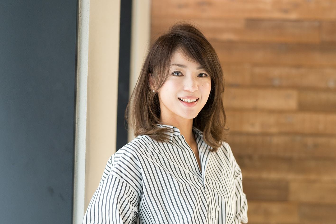 ■全体のシルエットを「台形」にして毛先のカールで広がりをカバー