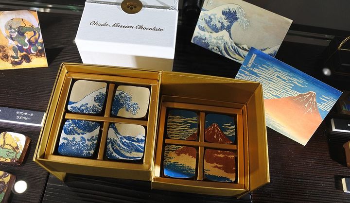 日本橋三越本店のスイーツコレクションにて販売される「オカダ ミュージアム チョコレート（Okada Museum Chocolate）『波と富士』」