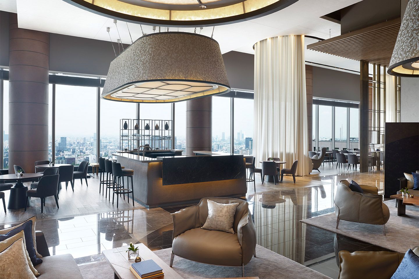 「プリティウーマンアフタヌーンティー」が提供される39Fの「THE LOUNGE」