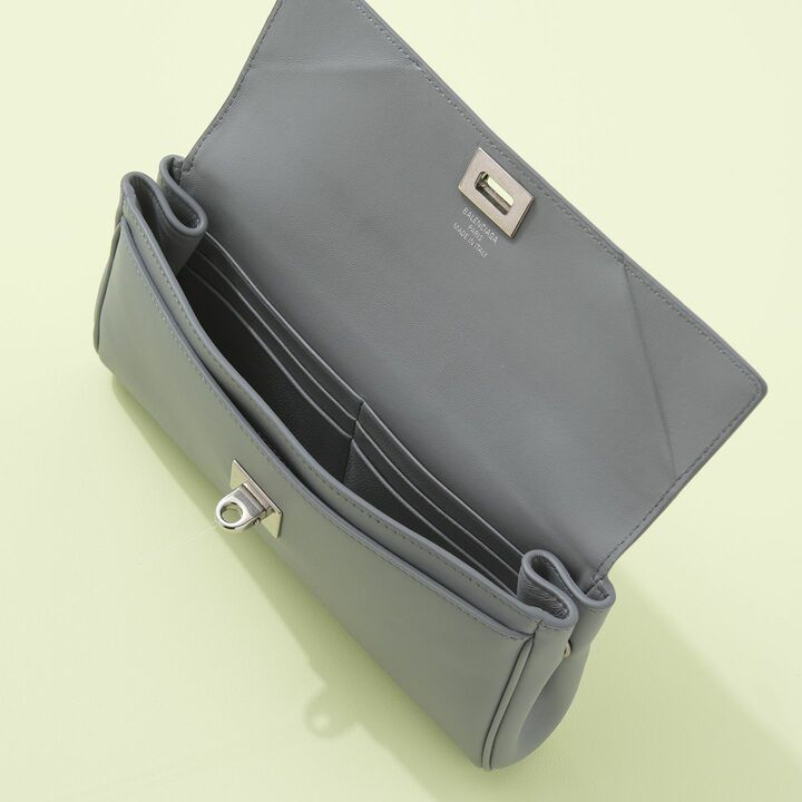 財布_6,小物_5,レザー_5,ファッションニュース_6