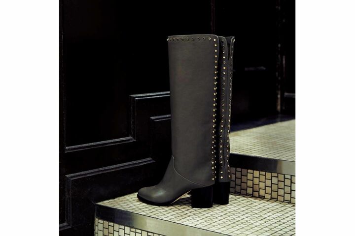 ブーツ『モンロー』［ヒール6.5cm］￥164,000（JIMMY CHOO）