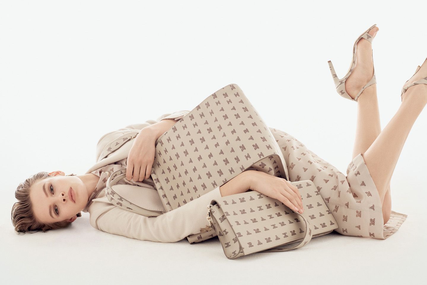 「MaxMaraGram」のキャンペーンビジュアル ©Steven Meisel