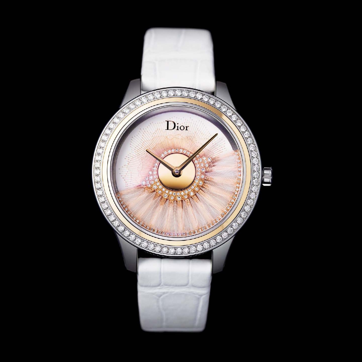 オートクチュールのドレスのように優雅な機械式時計が刻む芳醇のリズム