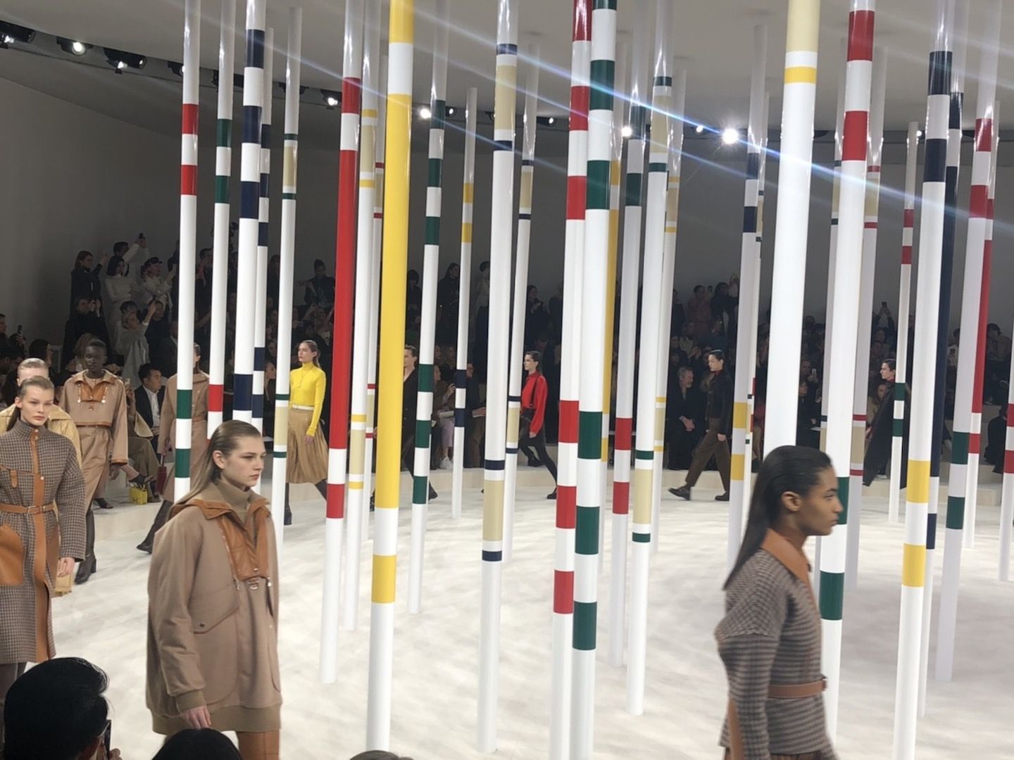 ファッションニュース_3,コレクション_3,パリ_3