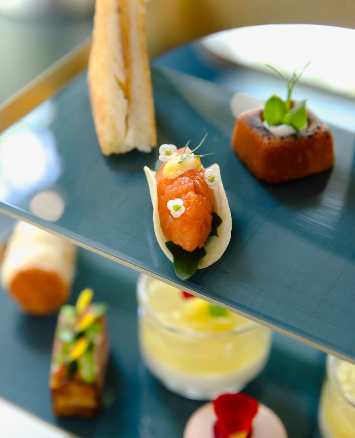 「アルマーニ / カフェ 表参道」で提供中のシーズナル アフタヌーンティー