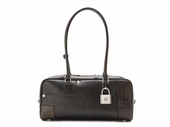 「ロエベ」のバッグ『パンタ アマソナ31 クロップド バッグ』