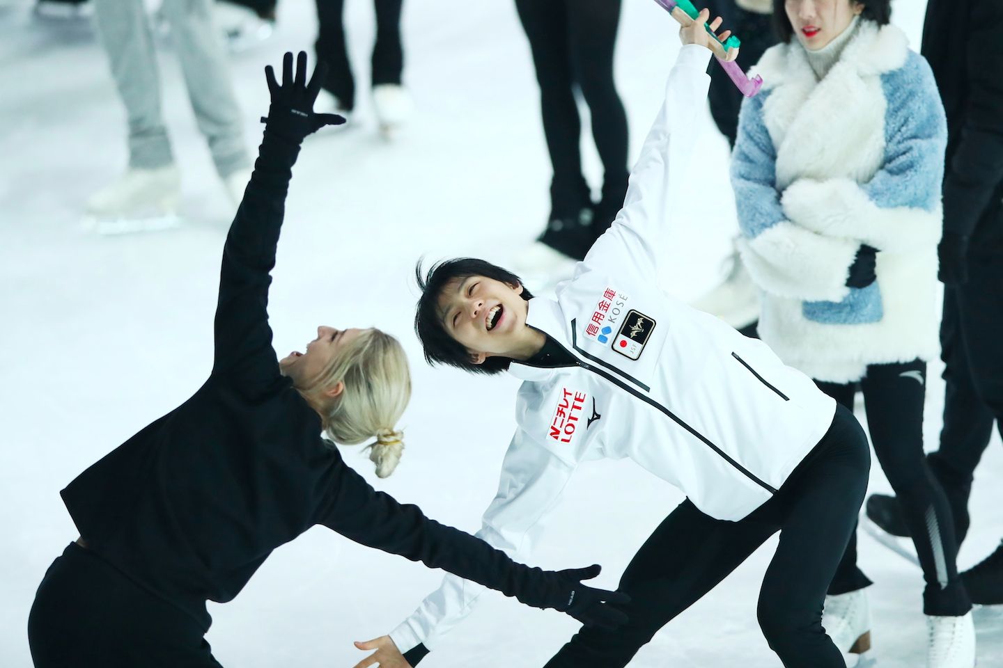 グランプリファイナルのエキシビションの練習ではこんな笑顔も。写真:長田洋平/アフロスポーツ