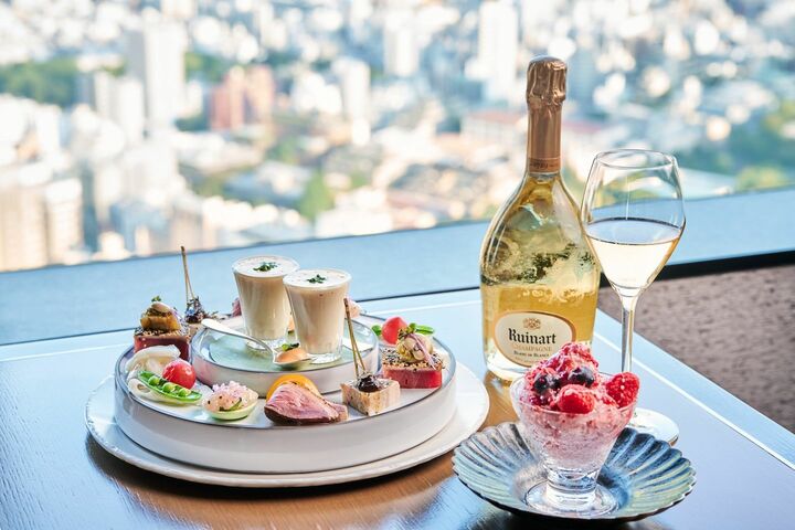 東京_2,ホテル_2,スイーツ_2,酒_1,シャンパン_1