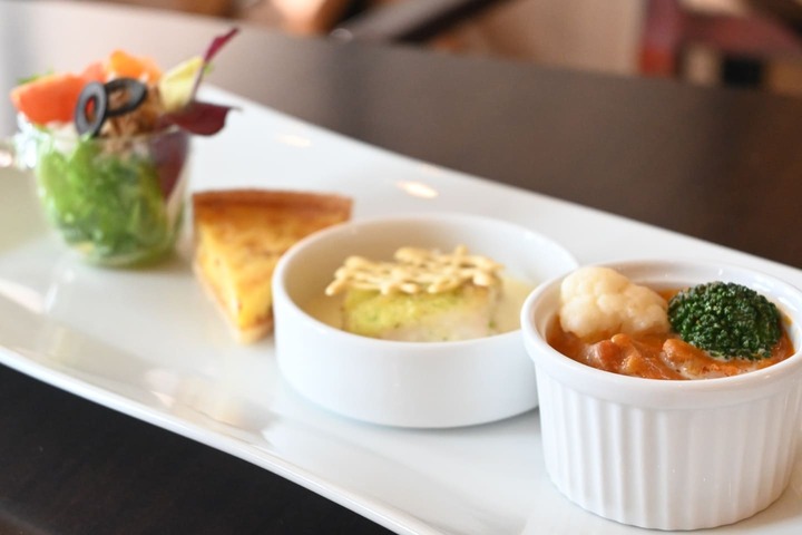 スイーツ_14,ティー_14,いちご_14,チョコレート_14,ホテル_14,東京_14